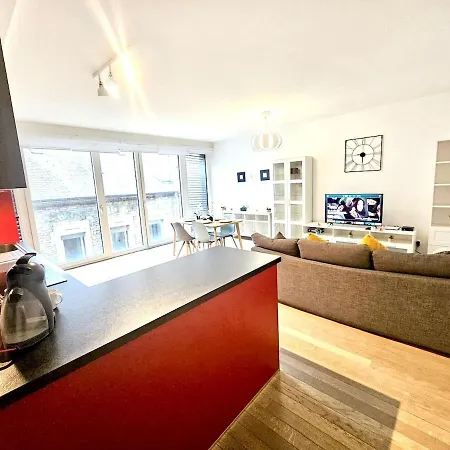 شقة Comfort 2br Flat Close To Center *